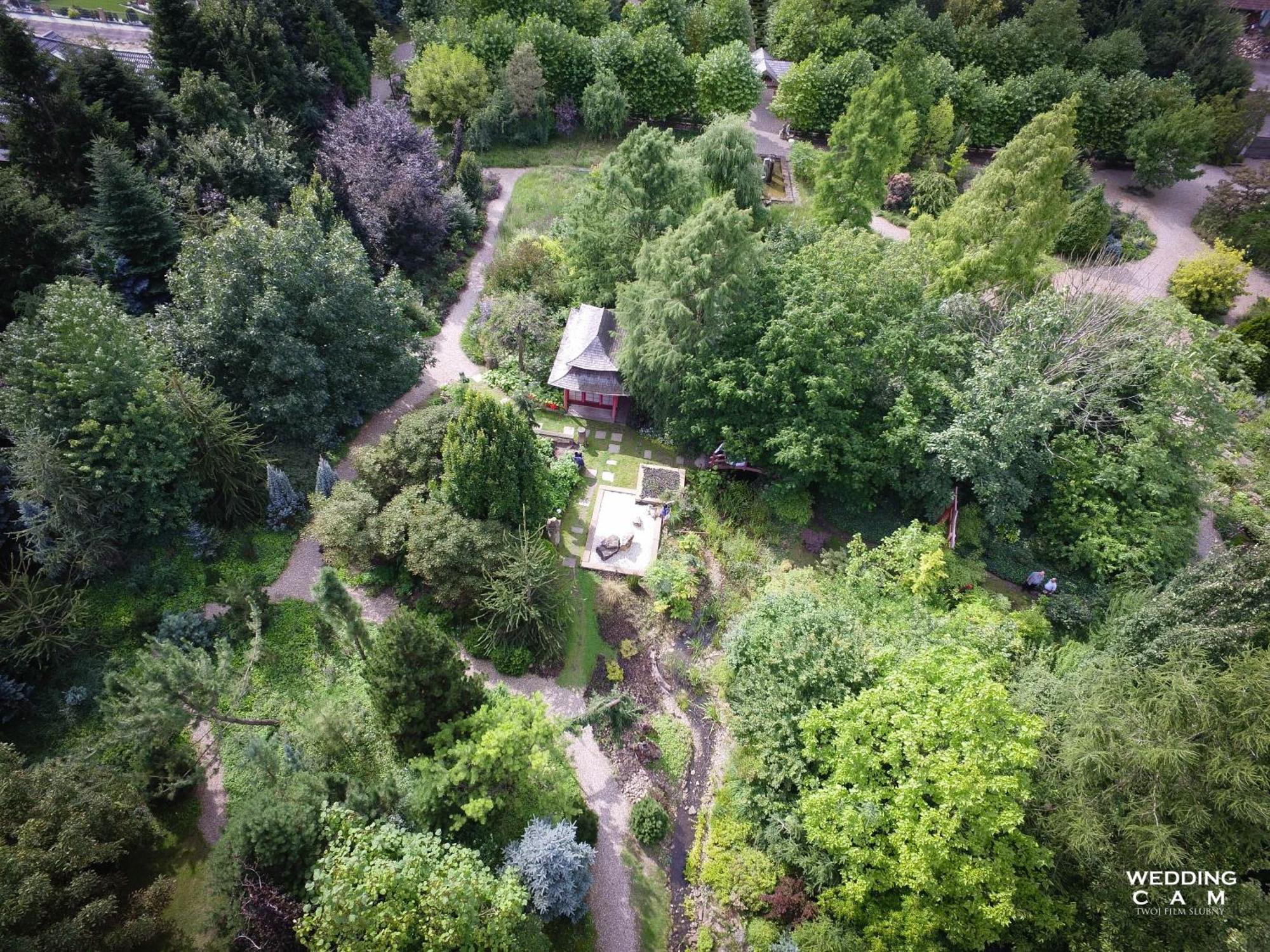 Dom W Starym Parku Hotel Biskupice  Kültér fotó